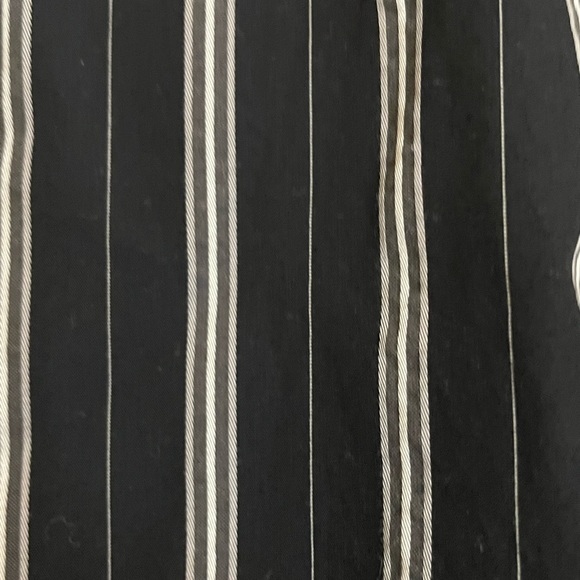 Men Black stripped button up. 2XL - Picture 3 of 3